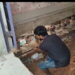 ଜ୍ୟାକ୍ ସାହାଯ୍ୟରେ ଉପରକୁ ଉଠୁଛି ତିନି ତାଲା କୋଠା !