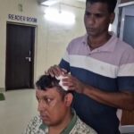 ଡାକ୍ତରଙ୍କୁ_ଷ୍ଟୁଲ୍‌_ଫୋପାଡ଼ି_ଆକ୍ରମଣ